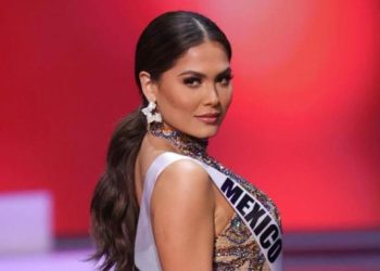 AMLO FELICITA A ANDREA MEZA POR TRIUNFO EN MISS UNIVERSO 2021