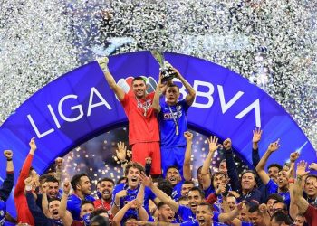 CRUZ AZUL: LA GLORIA ESTÁ EN DEJAR DE FRACASAR