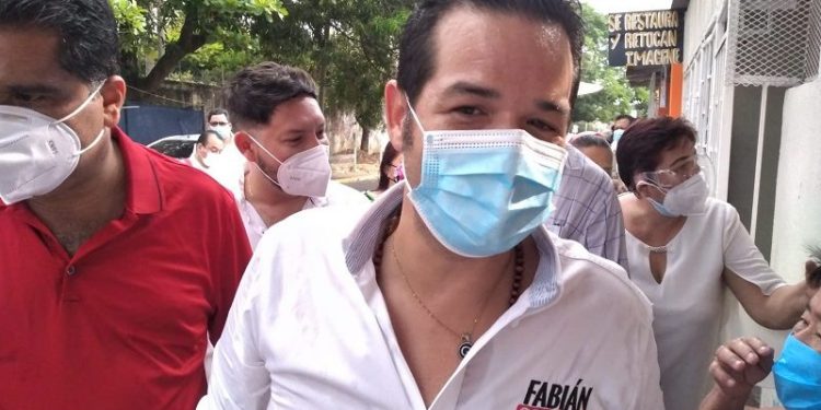 TUMBAN CANDIDATURA DEL EX REO FABIANCITO