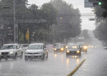 PRONOSTICAN LLUVIAS FUERTES VESPERTINAS EN TABASCO