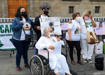 MAMÁS DE DESAPARECIDOS PIDEN VER A AMLO