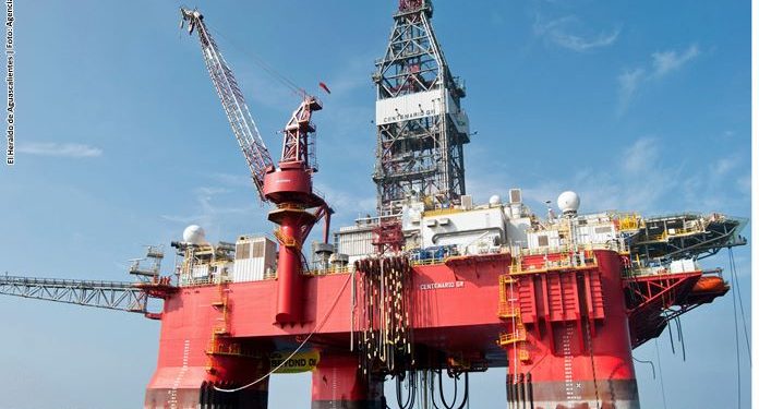 JUEZ FRENA LEY DE HIDROCARBUROS DE AMLO