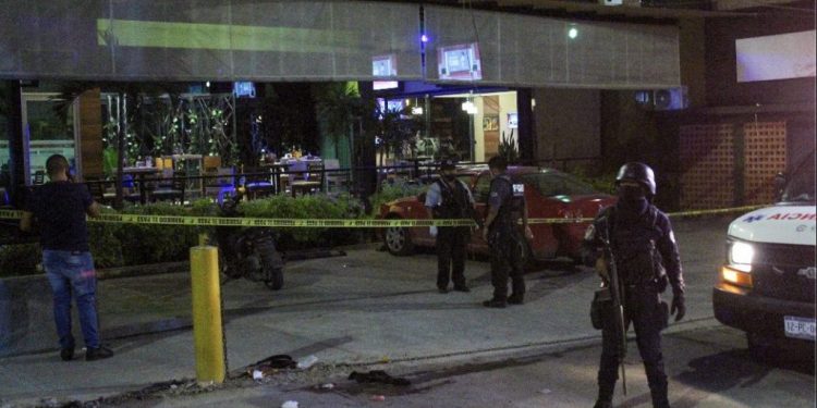 EJECUTAN A DOS PERSONAS EN UN BAR DE CÁRDENAS