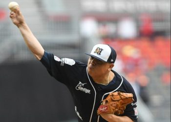 DIABLOS APLASTA A LOS TIGRES, 18-2