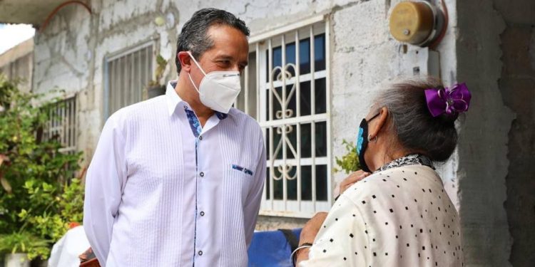 “NO HAY PLANES POLÍTICOS EN LO FUTURO”: CARLOS JOAQUÍN