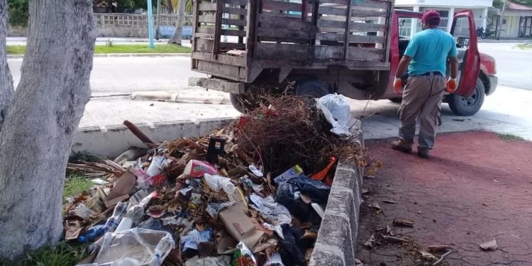 SIGUE SIN PAGAR OTHÓN P. BLANCO ADEUDO A VOLQUETEROS