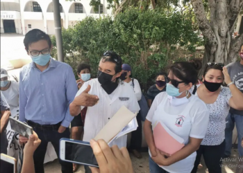 SE MANIFIESTAN EN CANCÚN VÍCTIMAS DE DESPOJO Y FRAUDE
