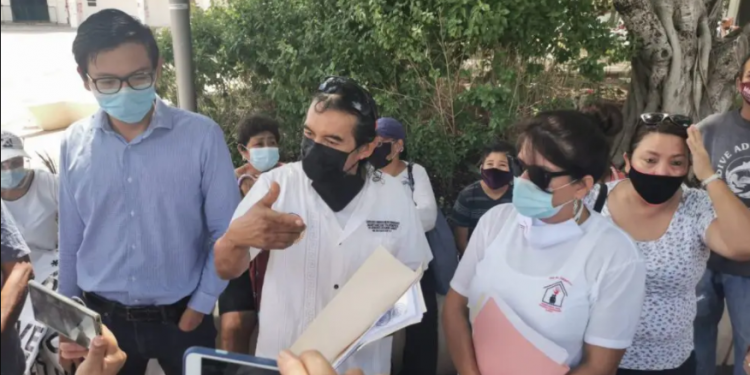 SE MANIFIESTAN EN CANCÚN VÍCTIMAS DE DESPOJO Y FRAUDE