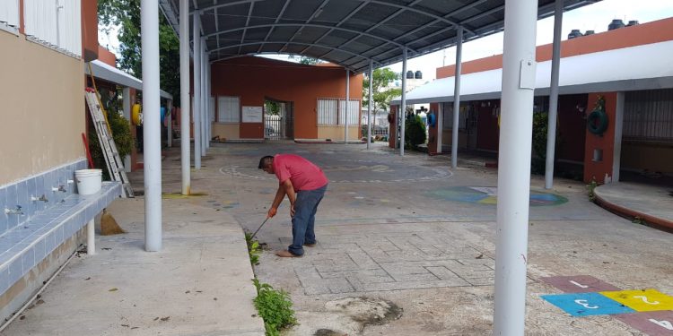 VAN POR 102 ESCUELAS EN SEIS MUNICIPIOS PARA QUE ESTEN LISTAS EN ELECCIONES 2021