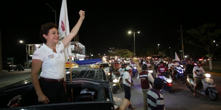 CONVOCA A LA UNIDAD JUANITA ALONSO CONVOCA A COZUMELEÑOS A LA UNIDAD