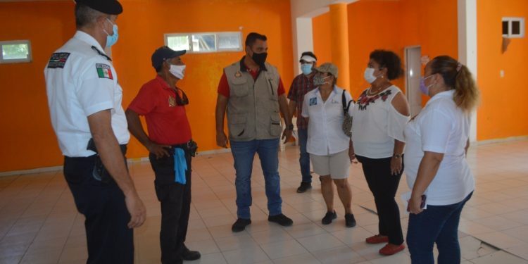 SUPERVISAN AUTORIDADES MUNICIPALES, REFUGIOS ANTICICLÓNICOS EN ISLA MUJERES
