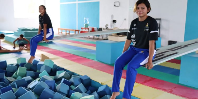 BUSCARÁN CLAVADISTAS QUINTANARROENSES MEDALLAS EN JUEGOS NACIONALES CONADE 2021