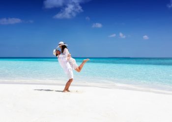 VACACIONES DE VERANO PROMETEN RECUPERAR 64.5% DE LA DERRAMA ECONÓMICA