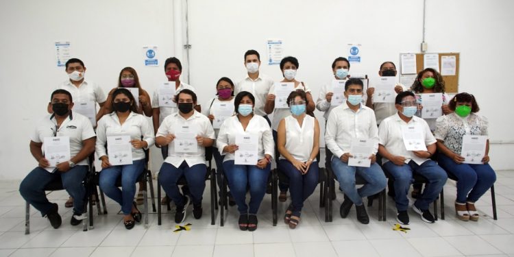 JUANITA ALONSO, PRESIDENTA MUNICIPAL ELECTA DE COZUMEL, ATESTIGUA LA ENTREGA DE CONSTANCIAS DE MAYORÍA DE SU PLANILLA.