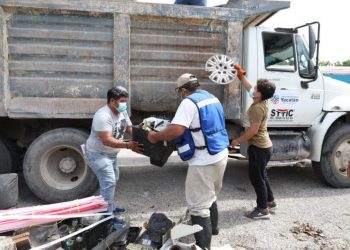 BUENA PARTICIPACIÓN CIUDADANA EN JORNADA DE DESCACHARRIZACIÓN EN MÉRIDA