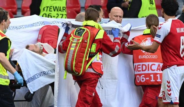 CHRISTIAN ERIKSEN SE DESPLOMÓ EN EL PARTIDO DINAMARCA VS. FINLANDIA