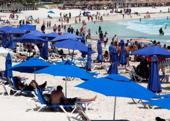 SE REGISTRA UN INCONTROLABLE INCREMENTO DE CONTAGIOS DE COVID-19 EN QUINTANA ROO