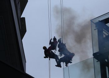 JOVEN MUERE PRESUNTAMENTE TRAS CAER DURANTE SIMULACRO DE SISMO