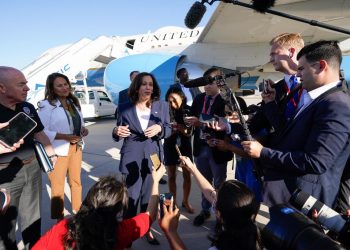HARRIS LLEGA A LA FRONTERA CON MÉXICO PARA EVALUAR «EFECTOS» DE LA MIGRACIÓN