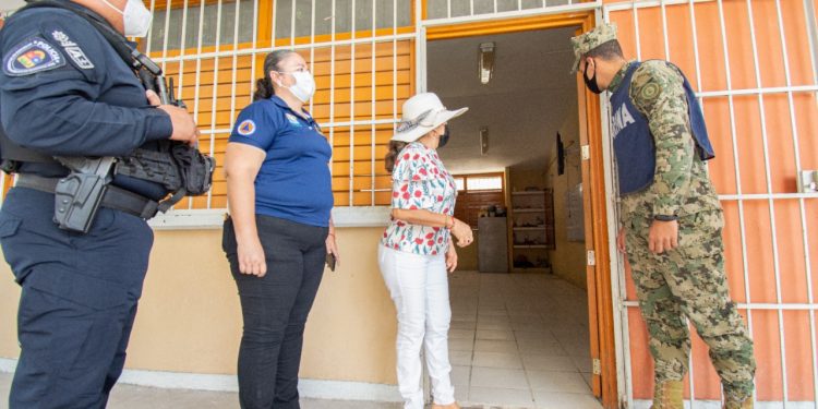 SUPERVISA AYUNTAMIENTO DE TULUM REFUGIOS ANTICICLÓNICOS