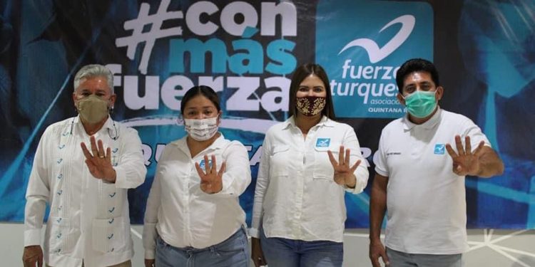 MAESTROS CON ANAHÍ GONZÁLEZ