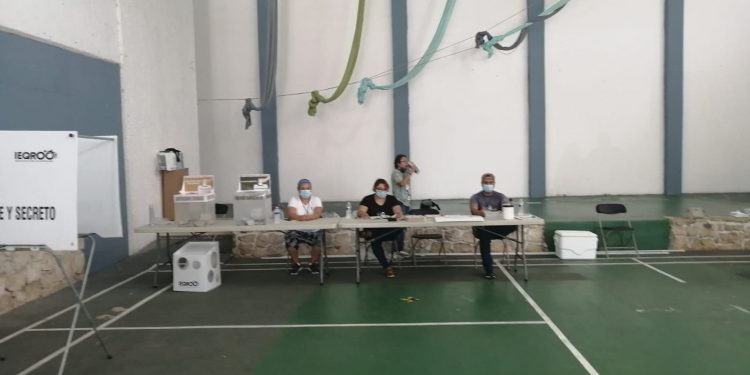 INSTALA IEQROO 1150 CASILLAS HASTA LAS 10 DE LA MAÑANA