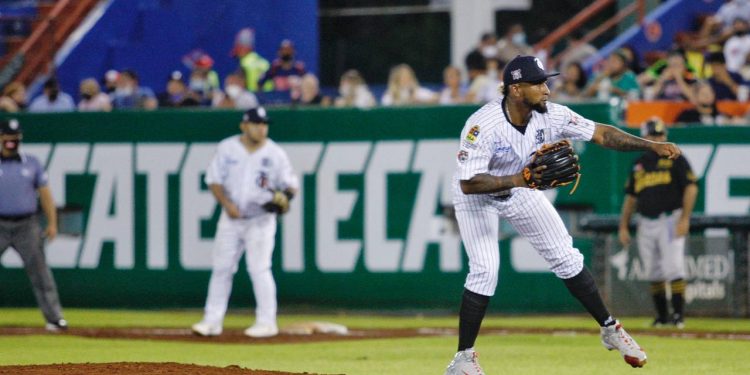 SE LUCE EN SU PRESENTACIÓN YAPSON GÓMEZ Y SE EMPATA LA SERIE DE FIERAS