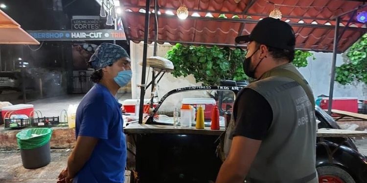 MULTAS Y PRISIÓN POR NO USAR EL CUBRE BOCAS SOLICITA LA COFEPRIS