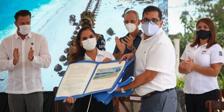 CANCÚN SE COLOCA A LA VANGUARDIA CON 39 DISTINTIVOS BLUE FLAG