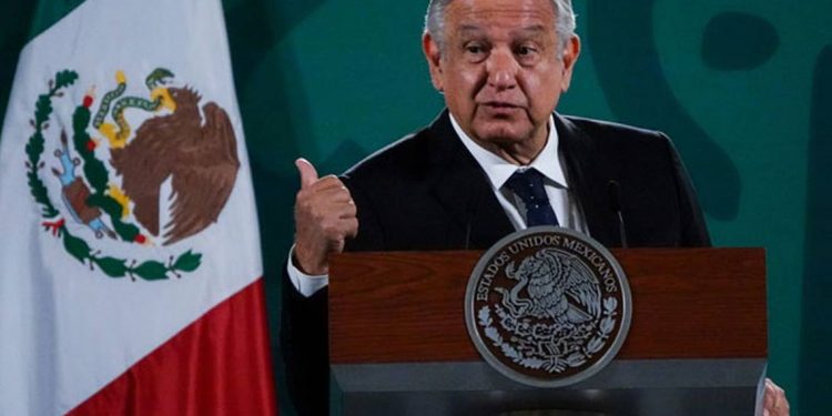 AMLO PRESENTARÁ UNA SECCIÓN SEMANAL PARA EXHIBIR «NOTICIAS FALSAS»
