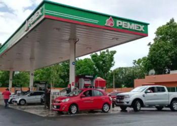 CAOS POR DESABASTO DE GASOLINA EN LA ZONA SUR DE QUINTANA ROO