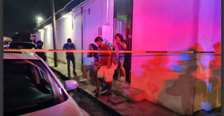 BALACERA DEJA SALDO DE TRES HERIDO Y UN POSIBLE DETENIDO EN CANCÚN