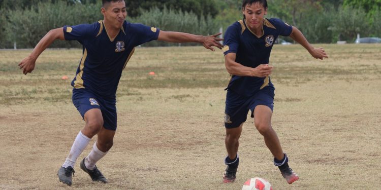 TULUM FC RECIBE A LA UNIVERSIDAD DEL FUTBOL