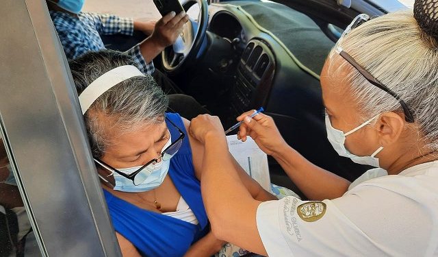 CONCLUYE ESTE MARTES APLICACIÓN DE SEGUNDA DOSIS ANTICOVID A LOS ADULTOS DE 50 A 59 AÑOS EN CENTRO