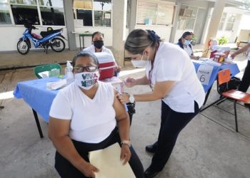 SIGUE INOCULACIÓN PARA PERSONAS DE 40 A 49 AÑOS EN ZONA RURAL DE CENTRO