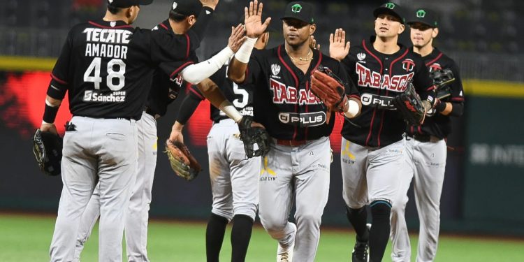 DE LA MANO DE JUAN PABLO ORAMAS, TABASCO EMPAREJÓ LA SERIE EN LA CDMX