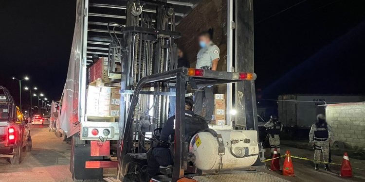 COFEPRIS LIBERA LOTE DE VACUNA DE ASTRAZENECA ENVASADO EN EDOMEX