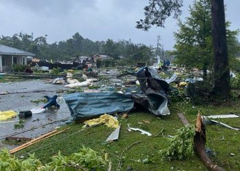 MUEREN AL MENOS 12 PERSONAS EN EU POR LA TORMENTA TROPICAL «CLAUDETTE»
