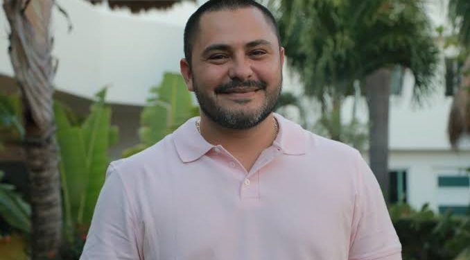 POR VIOLENCIA POLÍTICA DE GÉNERO CASTIGAN A CANDIDATO DE FUERZA POR MÉXICO EN CANCÚN, ES INELEGIBLE