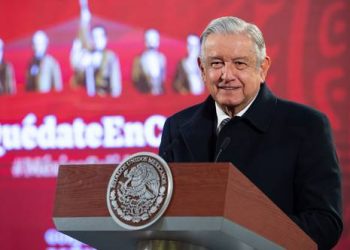AMLO SUGIERE UNA RENOVACIÓN EN EL PODER JUDICIAL