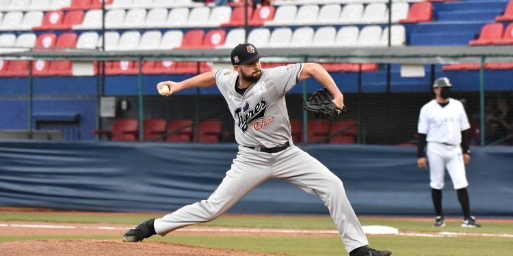 CERRADO JUEGO EN EL PRIMERO DE LA SERIE FRENTE A OAXACA
