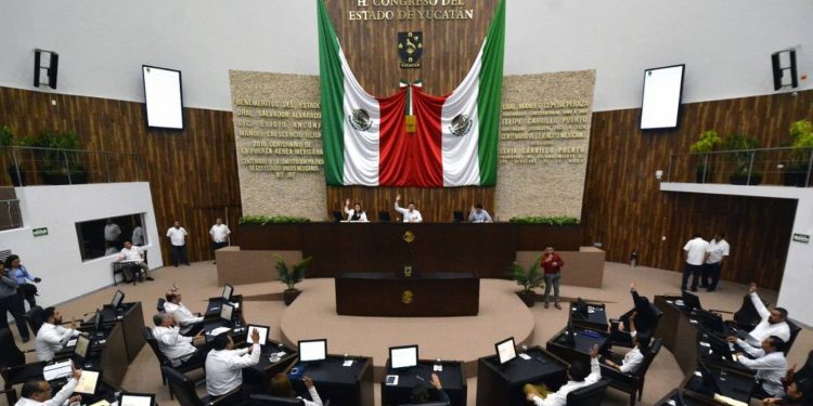 APRUEBAN PENAS DE HASTA 65 AÑOS DE CÁRCEL A FEMINICIDAS EN YUCATÁN