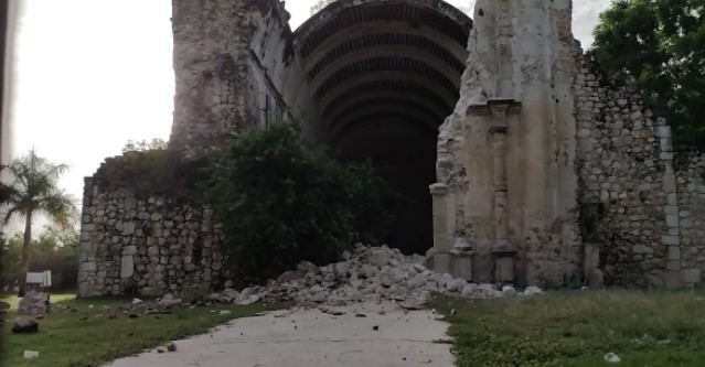 LADRONES SE LLEVAN DINERO DE LA LIMOSNA EN IGLESIA DE TIHOSUCO