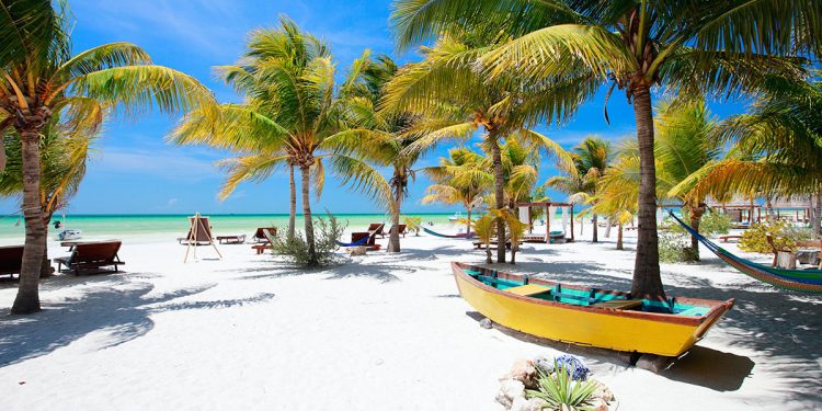 SE REPORTAN 375 NUEVOS CONTAGIOS Y 16 DECESOS POR CORONAVIRUS EN QUINTANA ROO