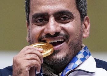 IRANÍ GANA MEDALLA DE ORO EN TIRO CON PISTOLA, RESULTA SER TERRORISTA