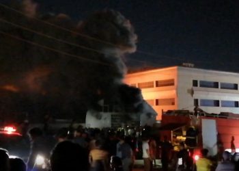 INCENDIO EN ÁREA COVID DE HOSPITAL DE IRAQ DEJA AL MENOS 35 MUERTOS