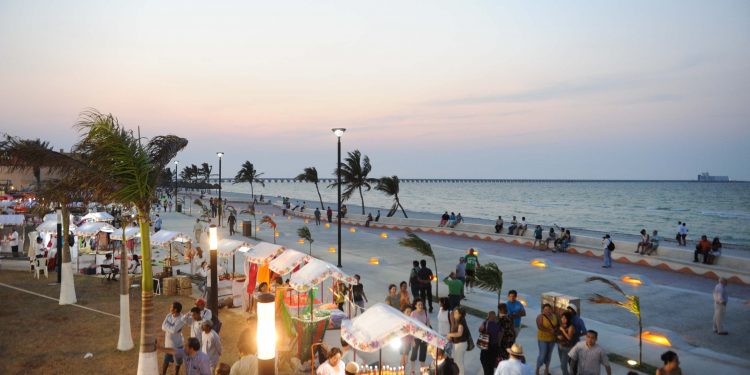 CIERRAN ACCESO A LOS MALECONES TRADICIONAL E INTERNACIONAL DE PROGRESO SÁBADOS Y DOMINGOS