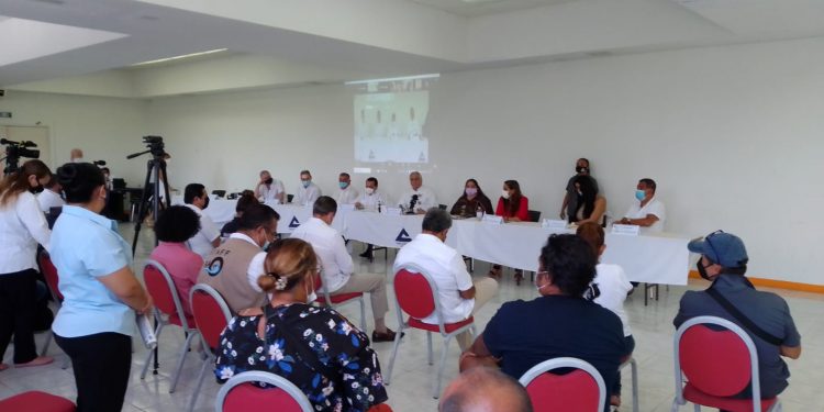 ALINEAN ESTRATEGIAS CON AUTORIDADES MUNICIPALES, ESTATALES Y FEDERALES PARA PROTEGER LA SALUD DE COLABORADORES Y VISITANTES