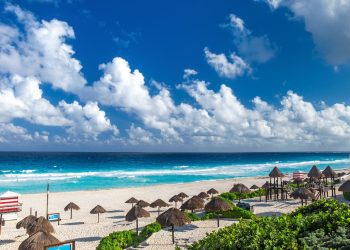 REALIZAN OPERATIVO DE SEGURIDAD EN PLAYA DELFINES