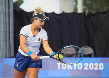 RENATA ZARAZÚA CAE ELIMINADA EN SINGLES DE TENIS